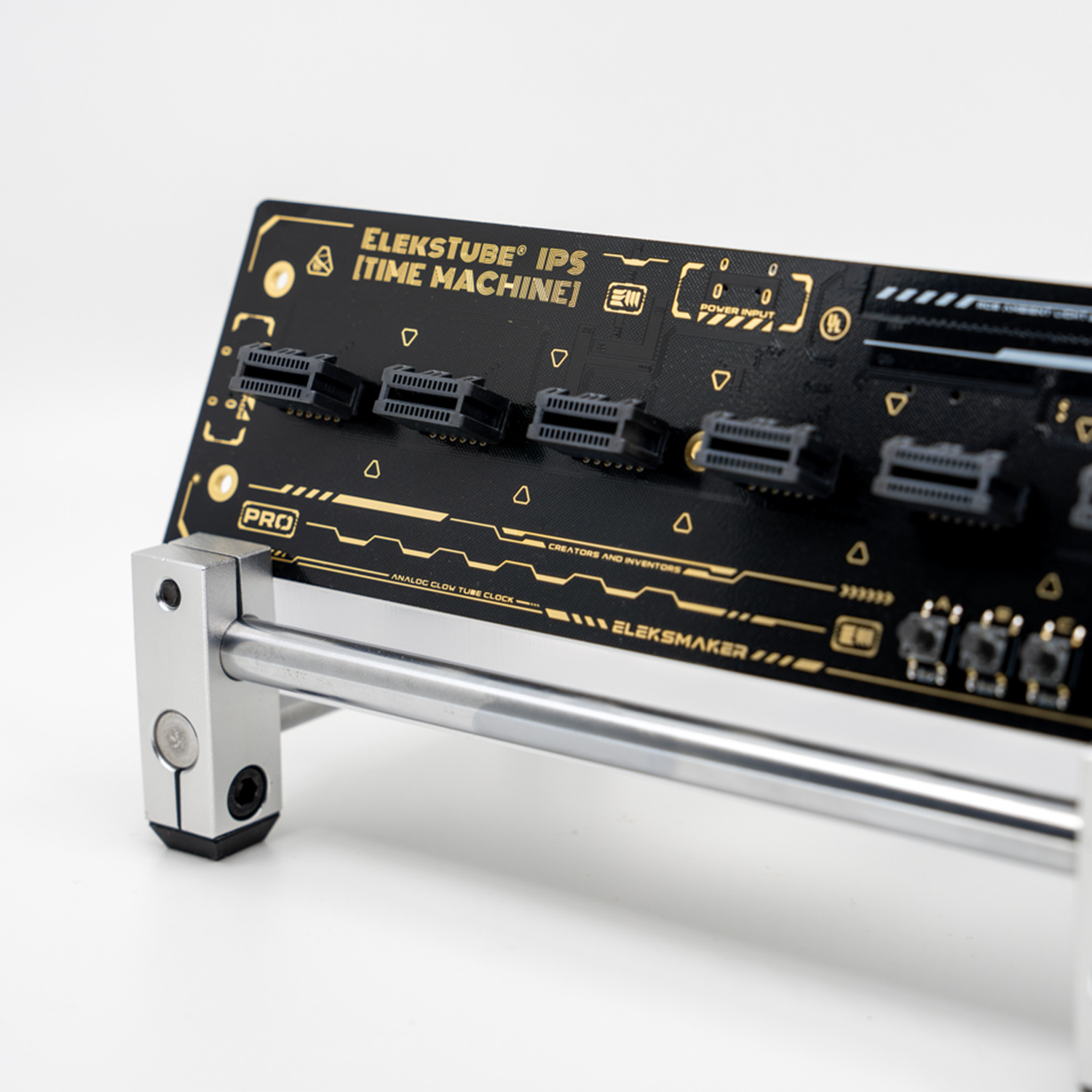 Introducing the Updated Gold Sinking Pattern on the EleksTube IPS Series Clock